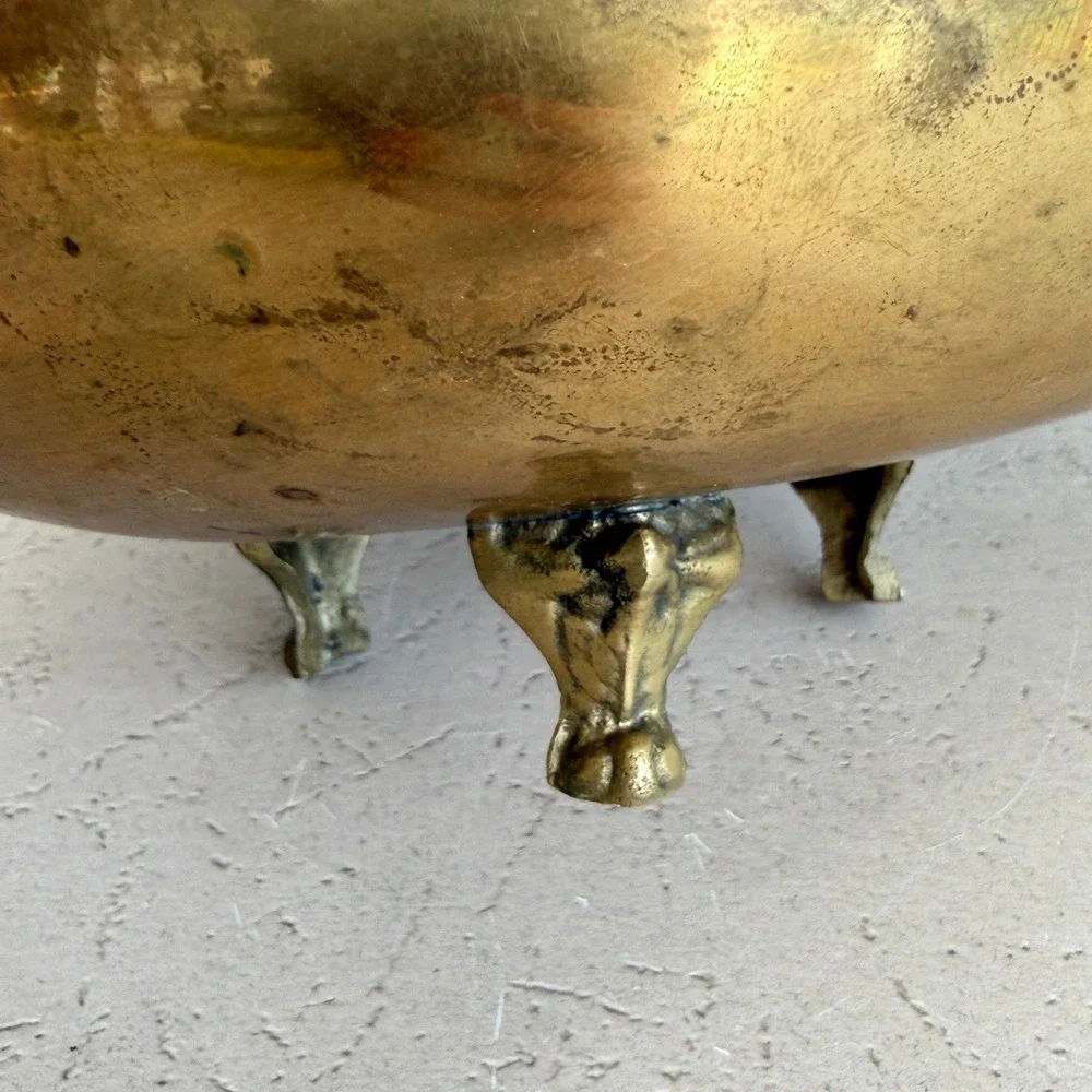 Unbranded solid brass
